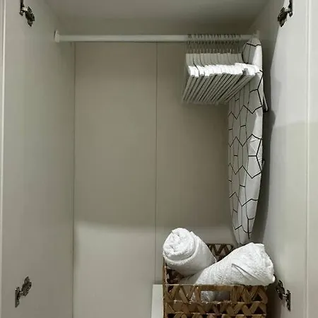 Apartment 1 Cozy Bedroom In Center Jerez *